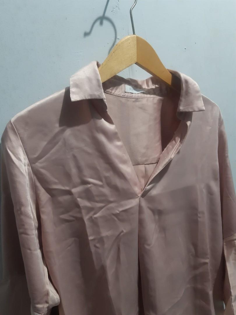 Blouse Silk Dusty Pink, Fesyen Wanita 