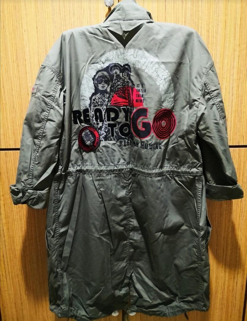 ESPRIT JACKET (Category: Coats, Jackets and Outerwear) located in Miri. Submitted by erra_66 (Listing ID 1024320608, Image 2). Description: ESPRIT JACKET FOR LET GO RM50 INCLUDE POSTAGE,,,, CONDITION 9/10,,,FOR MORE DETAILS PM ME....