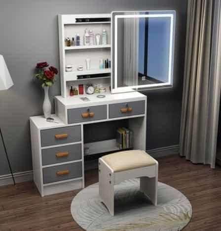 European Style Dressing Vanity Table, Vanity Desks With Mirror And Lights