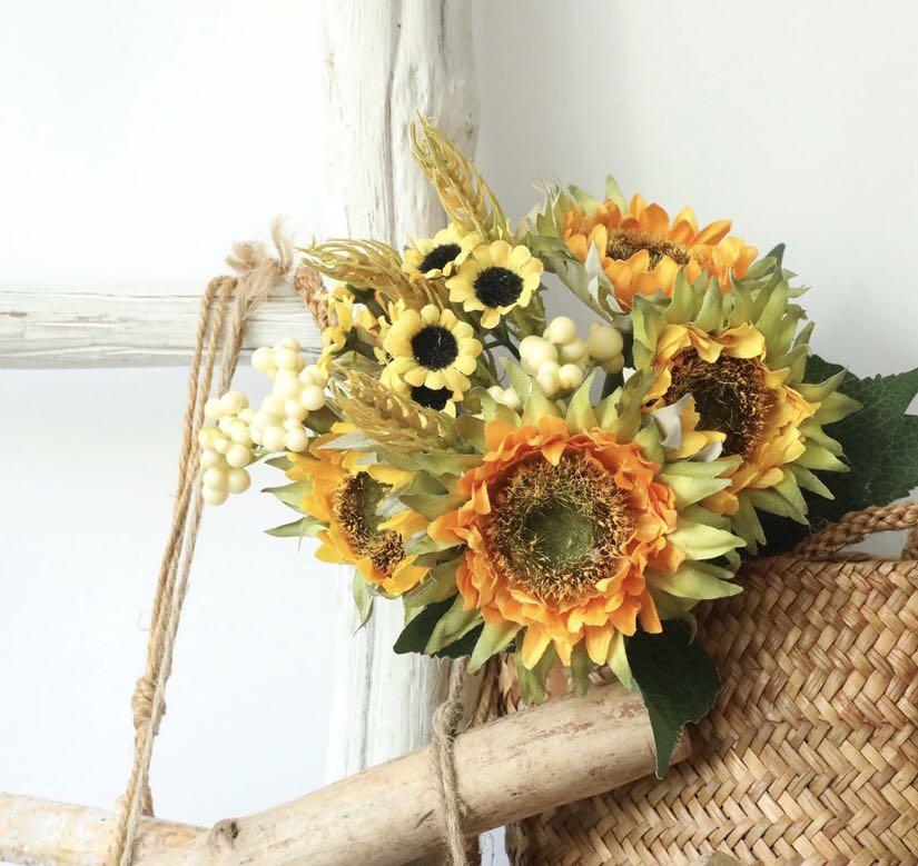 fake sunflower bouquet