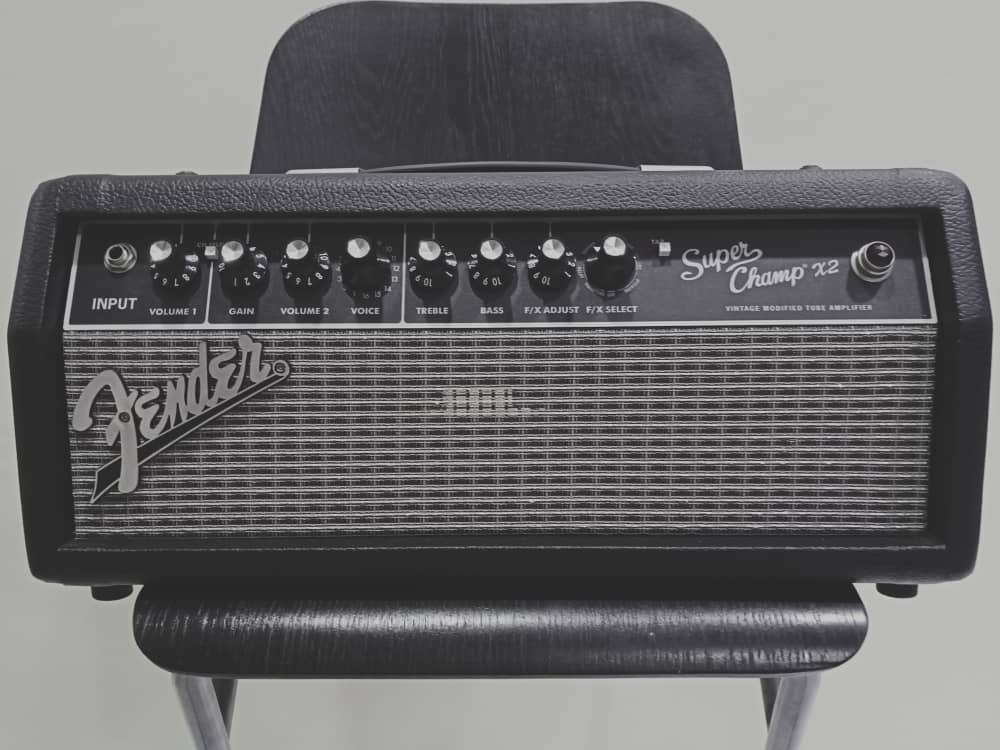Fender super 2025 champ x2 tubes