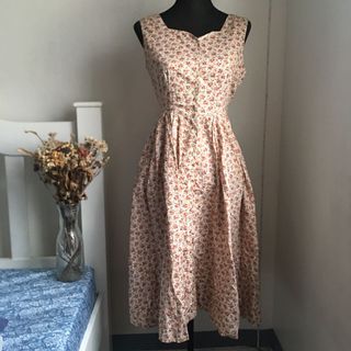 (Category: ) located in . Submitted by am.wardrobe (Listing ID 1024331187, Image 1). Description: .
