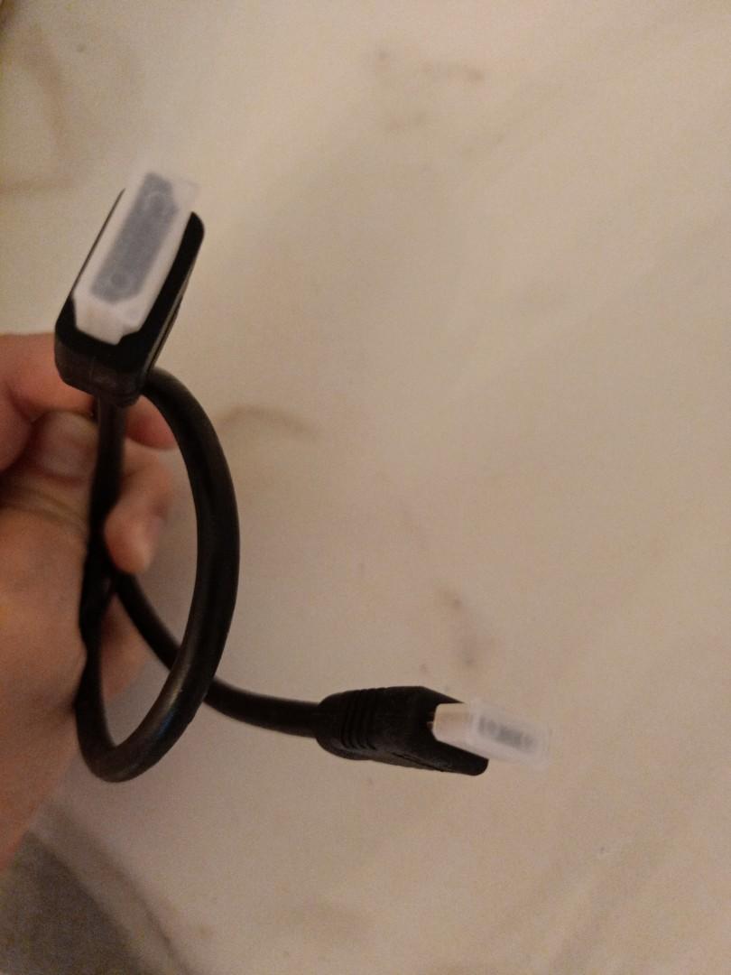 HDMI Cable (Category: Everything Else) located in Singapore. Submitted by ingeni0us (Listing ID 1024215556, Image 2). Description: as shown.