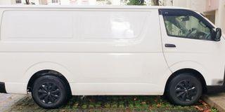 HIACE AUTO VAN FOR SALE