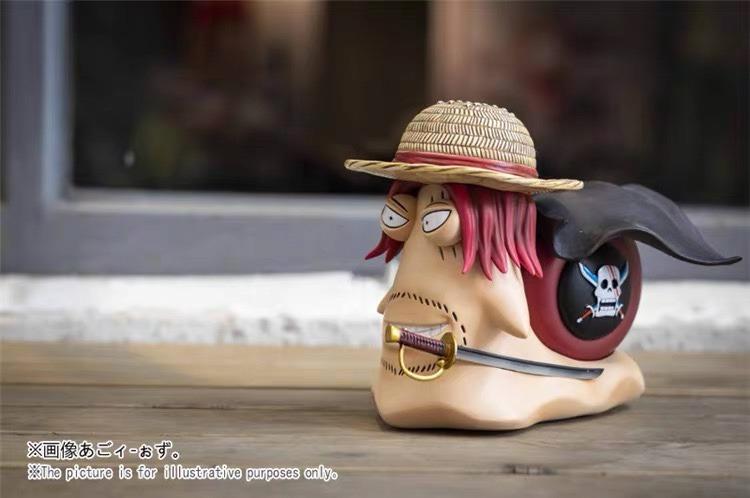 [IN-STOCK]ONE PIECE: TRANSPONDER SNAILS FIGURE STATUE, Hobbies & Toys