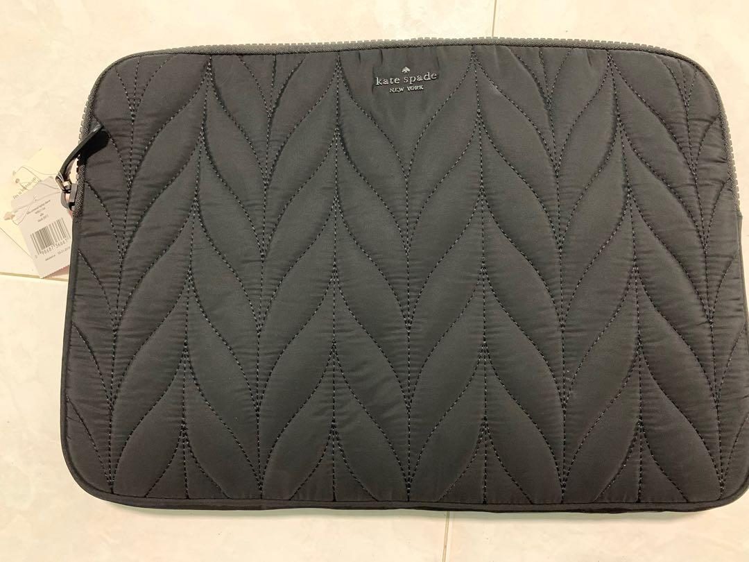 Kate Spade Laptop Sleeve 15” (Brand new, unused), Mobile Phones & Gadgets,  Mobile & Gadget Accessories, Cases & Sleeves on Carousell