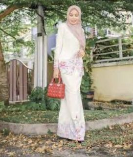 (Category: ) located in . Submitted by shereenazmi (Listing ID 1024212726, Image 1). Description: .