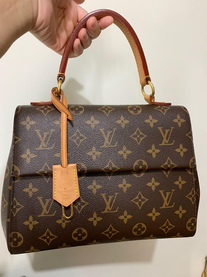 Louis Vuitton Pochette Metis Review - by Kelsey Boyanzhu