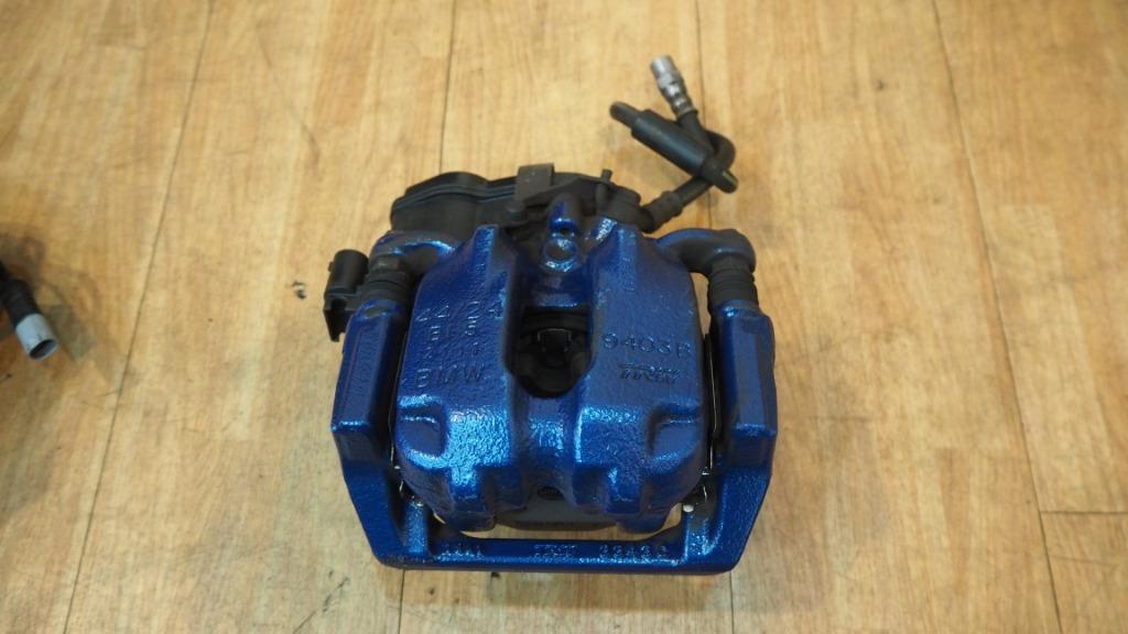 (OFFER!!) M PERFORMANCE BMW F10 2012 M5 BRAKE CALIPER WITH DISC RIGHT