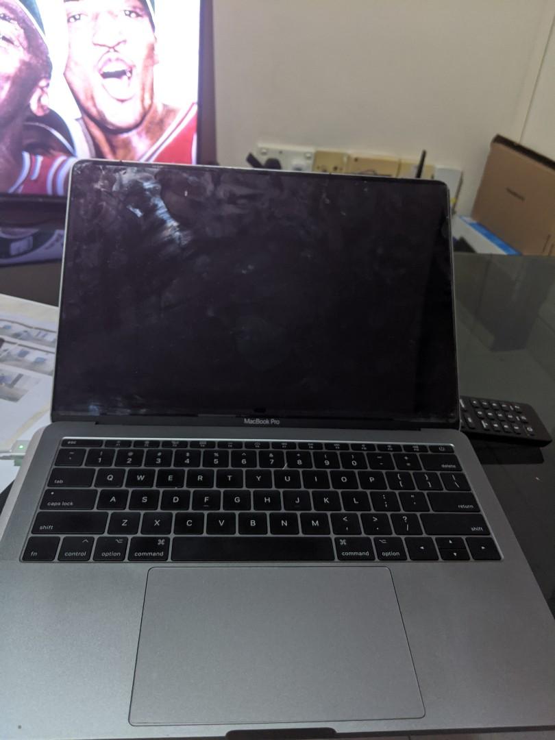 MacBook Pro (Category: Laptops & Notebooks) located in Singapore. Submitted by benobaje (Listing ID 1024360004, Image 2). Description: The MacBook Pro "Core i5" 2.3 13-Inch (Mid-2017 Retina Display, Two Thunderbolt 3 Ports) is powered by a 14 nm, 7th Generation "Kaby Lake" 2.3 GHz Intel "Core i5" processor (7360U), with dual independent processor "cores" on a single silicon chip, 64 MB of eDRAM embedded on the processor die, and a 4 MB shared lev