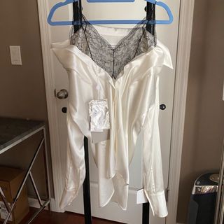 (Category: ) located in . Submitted by boomfashions (Listing ID 1024201076, Image 1). Description: .