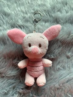 (Category: ) located in . Submitted by storeroom101 (Listing ID 1024234459, Image 1). Description: .