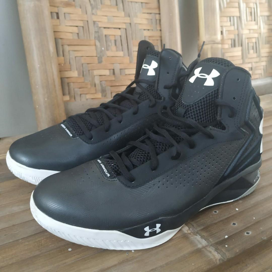 Sepatu basket under sales armour