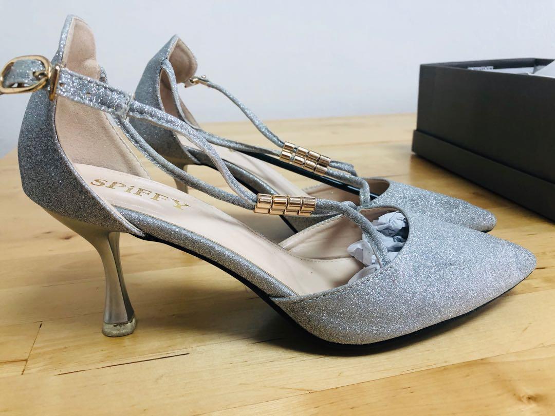 Silver heels 2025 2.5 inch