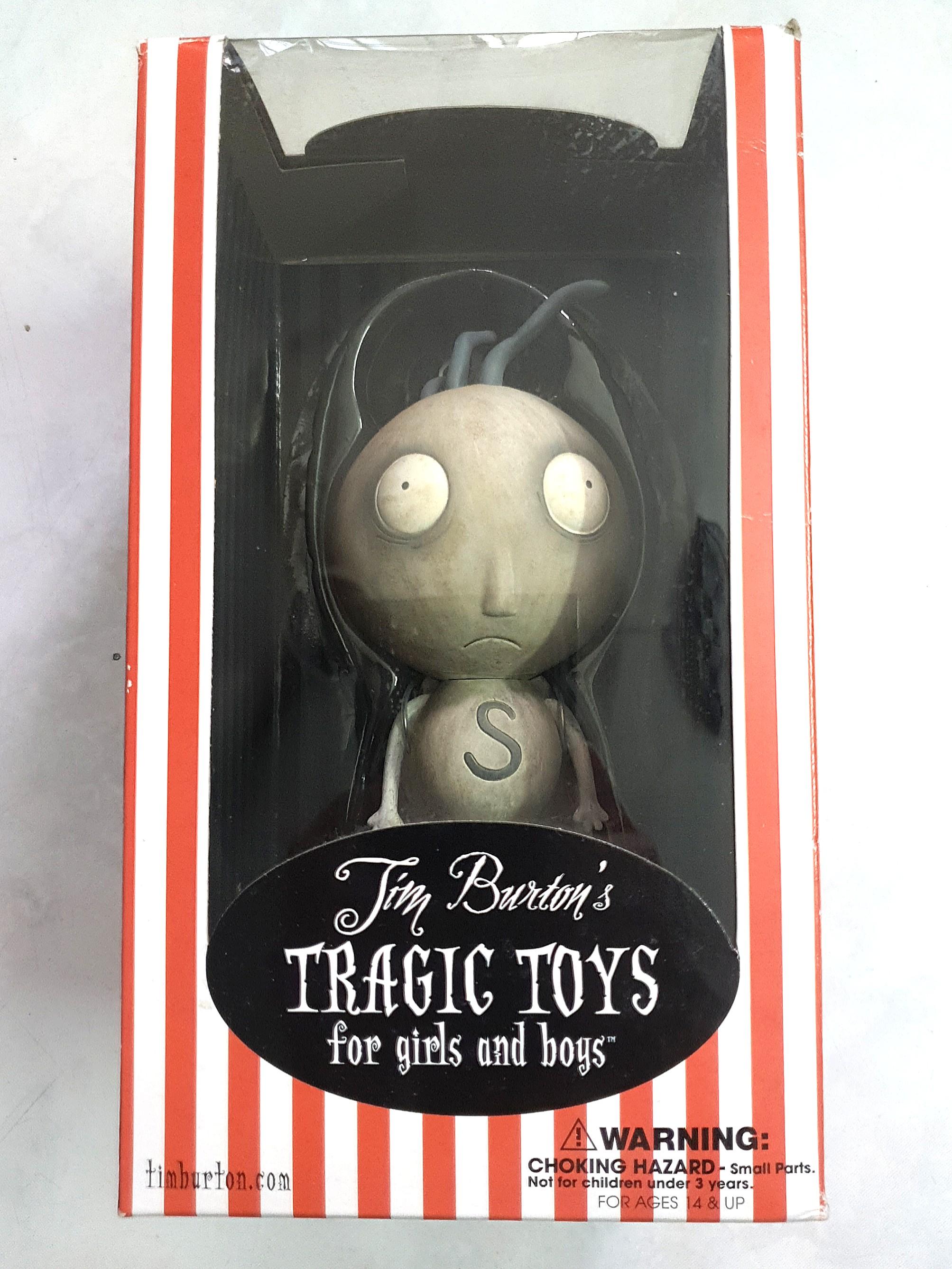 Bonecos Tragic Toys Tim Burton Stain Boy, Robot Boy, The Gir