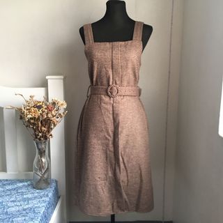 (Category: ) located in . Submitted by am.wardrobe (Listing ID 1024330979, Image 1). Description: .