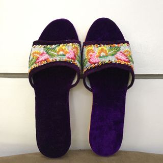 (Category: ) located in . Submitted by totslippers (Listing ID 1024321461, Image 1). Description: .