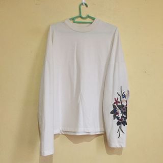 (Category: ) located in . Submitted by ftnluhan_ (Listing ID 1024253715, Image 1). Description: .