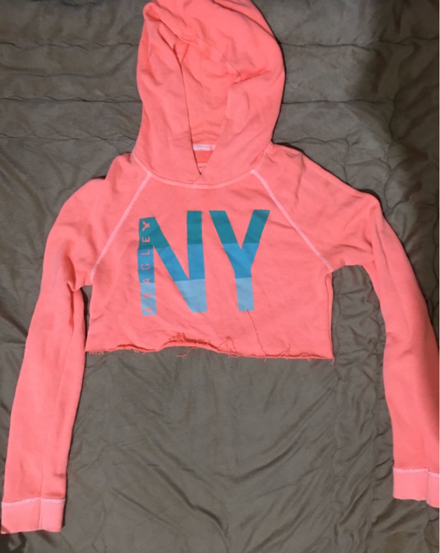 eagles cropped hoodie