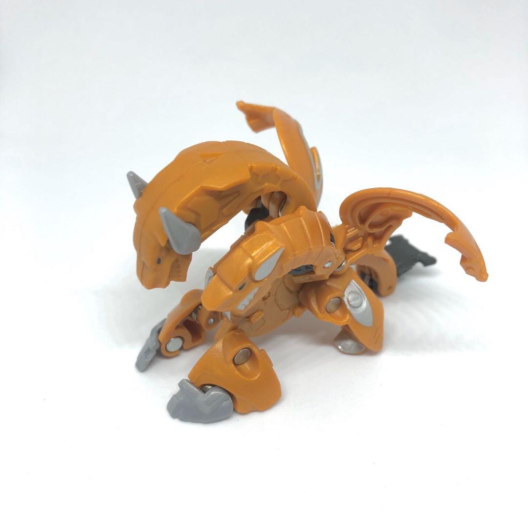 bakugan aurelus howlkor
