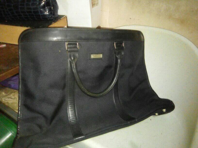 Burberry Portfolio/Laptop/Travel Bag (Black Label), Women's Fashion, Bags &  Wallets, Purses & Pouches on Carousell