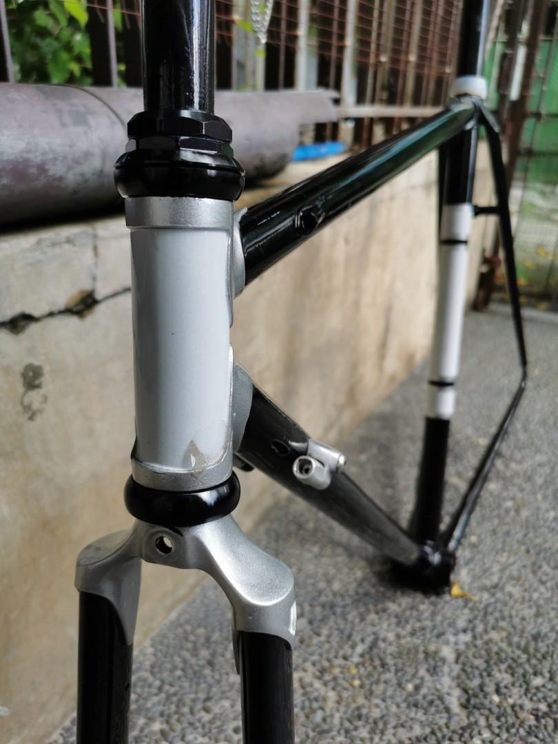 Classic Road Bike Frame, Sports Equipment, Bicycles & Parts, Bicycles on Carousell