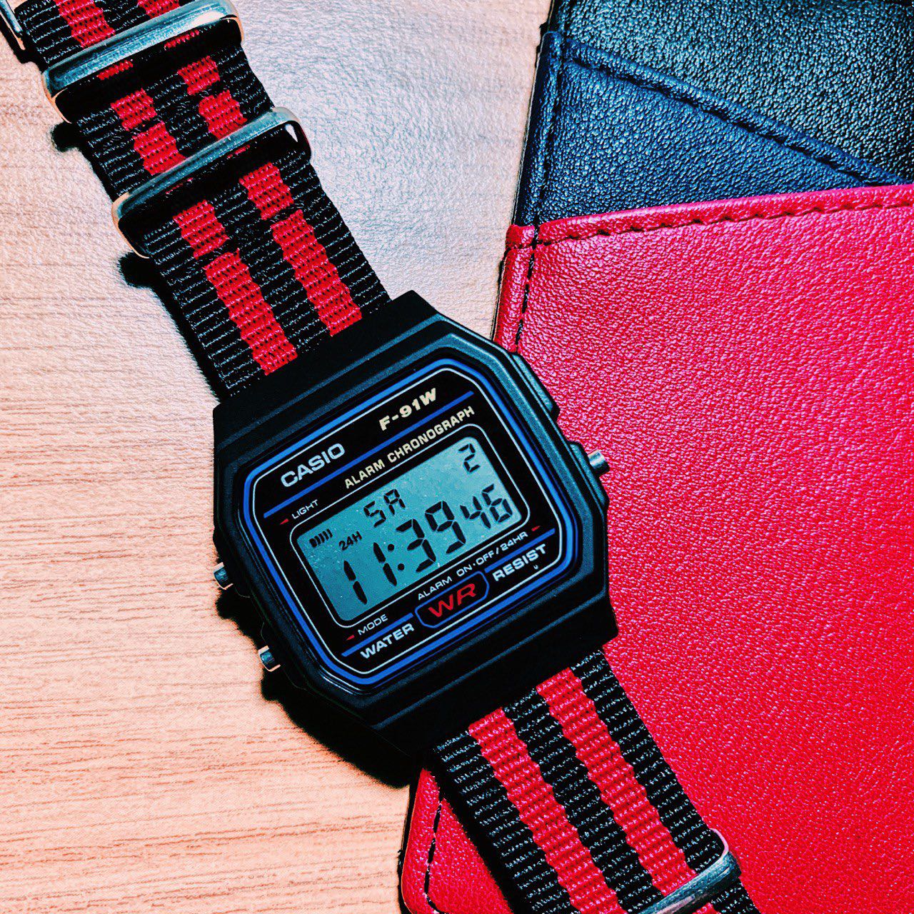 Casio f91w clearance red
