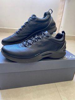 ECCO Biom Fjuel size 41 BLACK