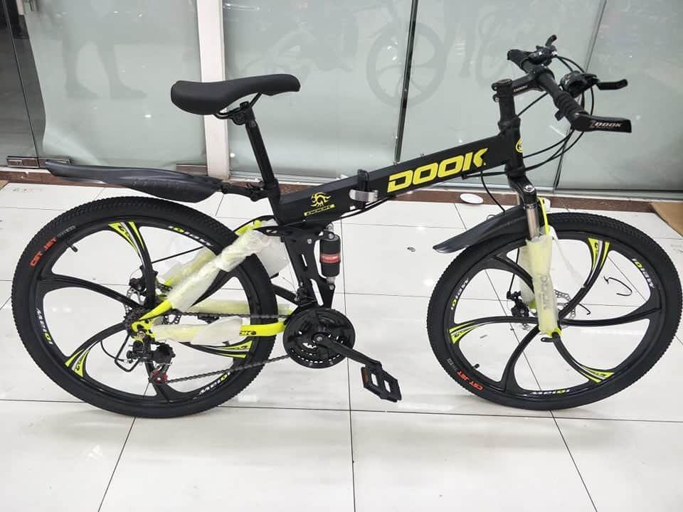 Folding Mountain Bike 26 inches (Category: Bicycles) located in Manila. Submitted by borntoshop888_rechargeables (Listing ID 1024503739, Image 1). Description: Mountain Bike Folding🤩 26 inches wheels 1.95 inch thick wheels With Alloy Rims With Shimano Parts With shocks With 7 speeds Disk brake Metal Frame .