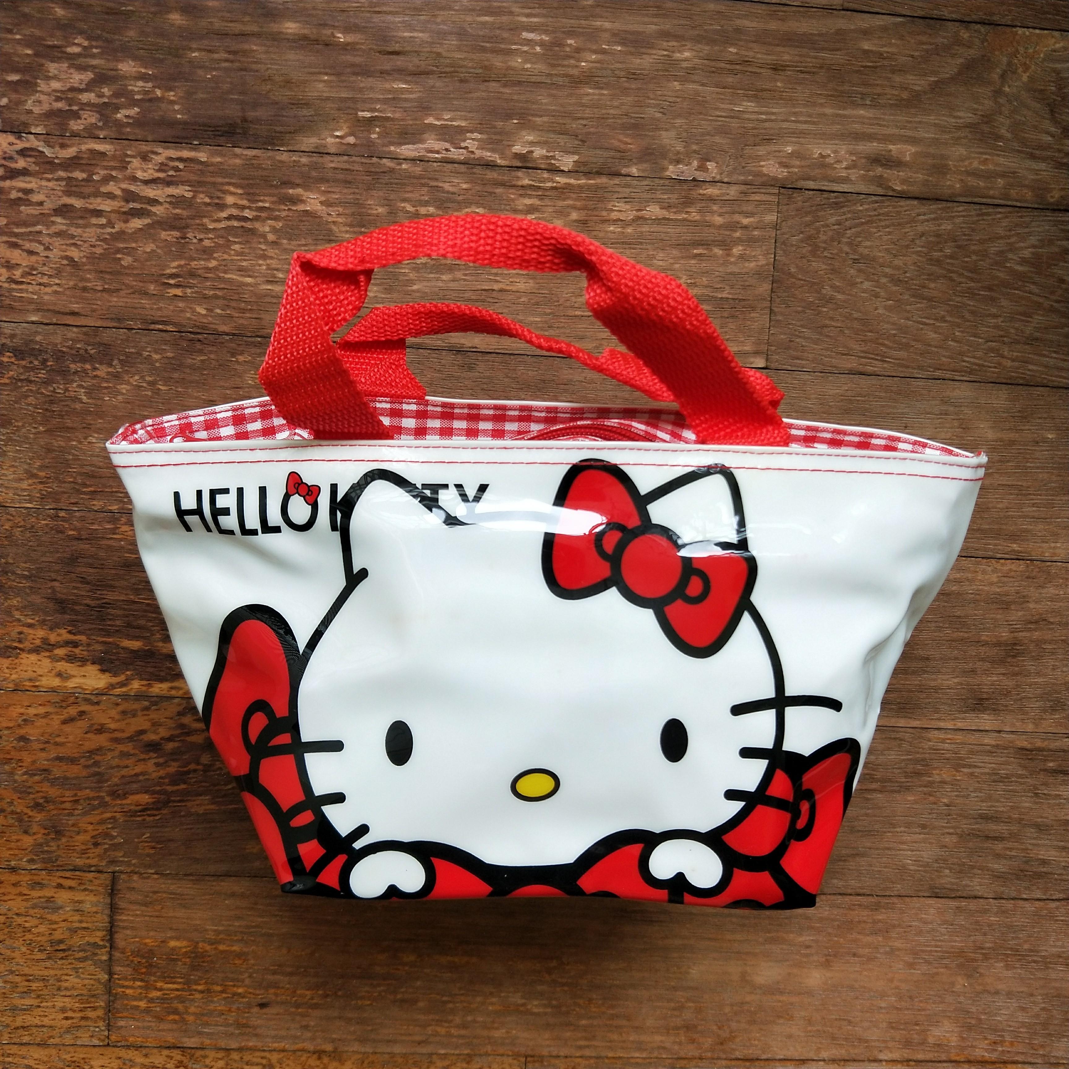 F 31cm x 21cm Sanrio Hello kitty Drawstring bag