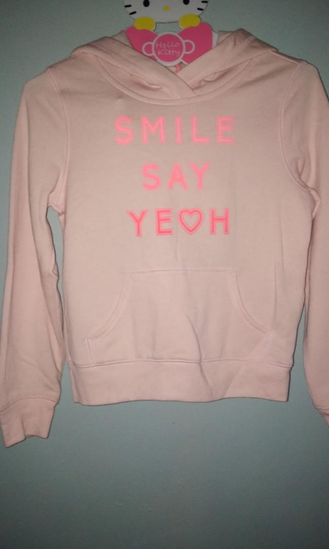 Hoodie jacket (Category: Babies & Kids Fashion) located in Valenzuela. Submitted by mjhane21 (Listing ID 1024507406, Image 1). Description: .