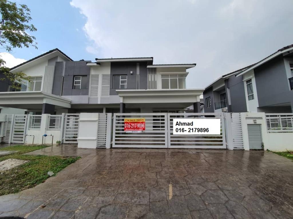 Laurus Bukit Bandaraya Shah Alam Semi D Double Storey For Sale Property For Sale On Carousell