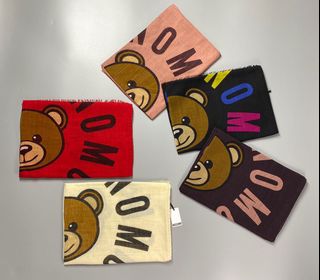 Moschino 🧣 Scarf suitable for use in air conditioning! size: 180cmx60cm ! ❤️68064243933559297110
