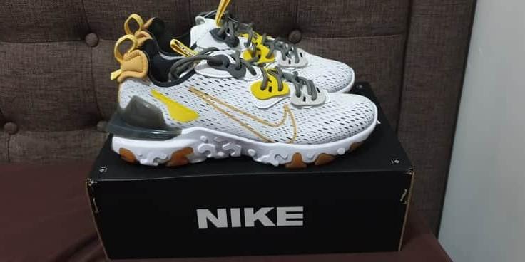 nike react vision honeycomb office