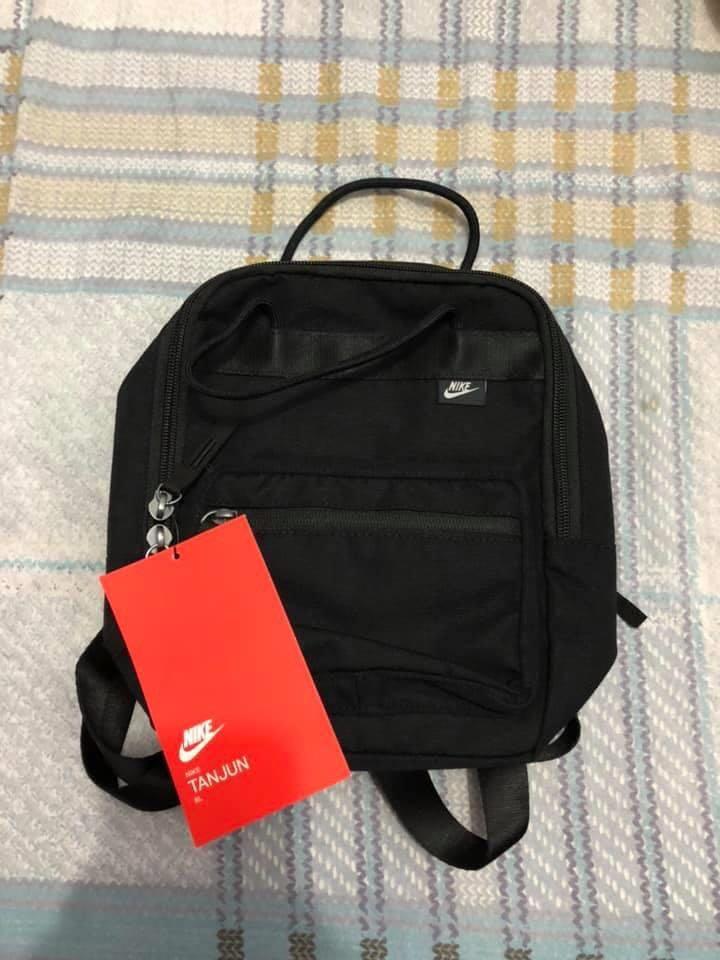 Nike tanjun 2025 mini backpack review