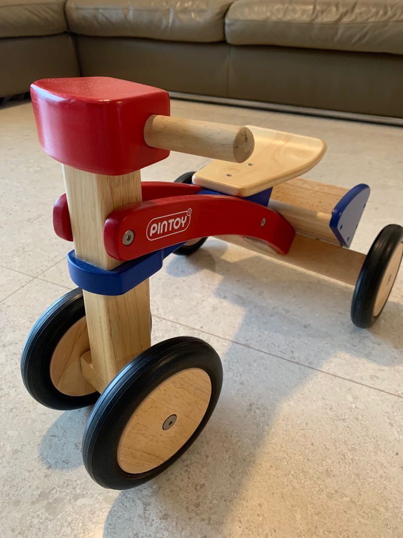 Pintoy pick shop up wooden trike