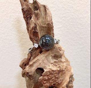 (Category: ) located in . Submitted by ezcrystals (Listing ID 1024517819, Image 1). Description: .