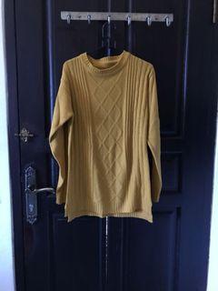 Sweater rajut knit yellow kuning