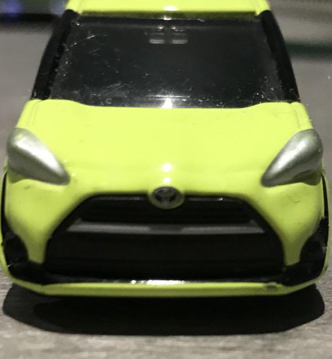 toyota sienta tomica