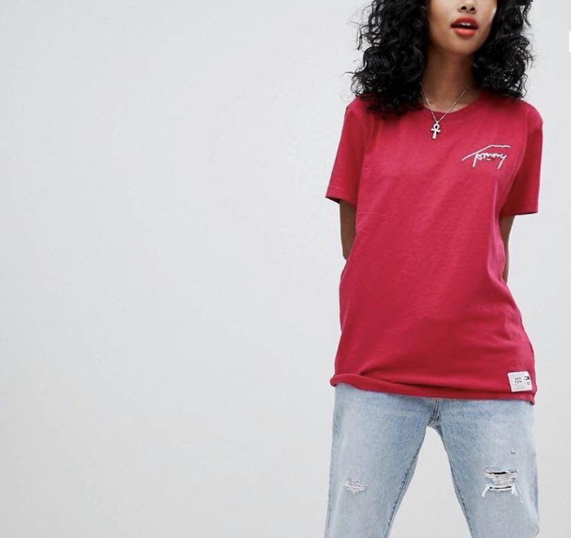 Tommy Jeans Signature Capsule Hot Pink Fushcia Tee Women s