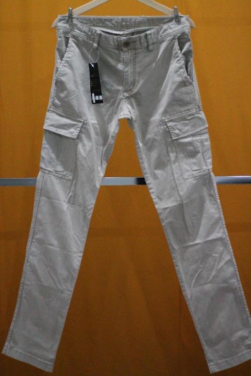 uniqlo regular fit cargo pants