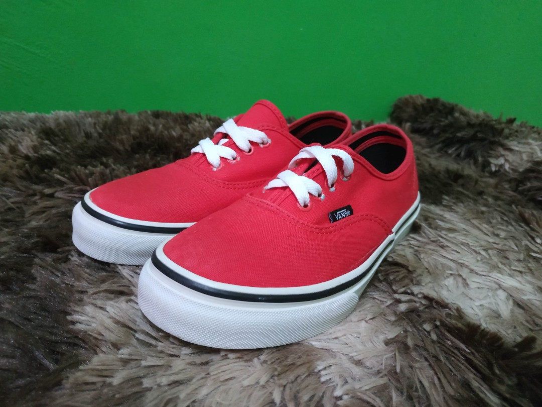 vans authentic red and black