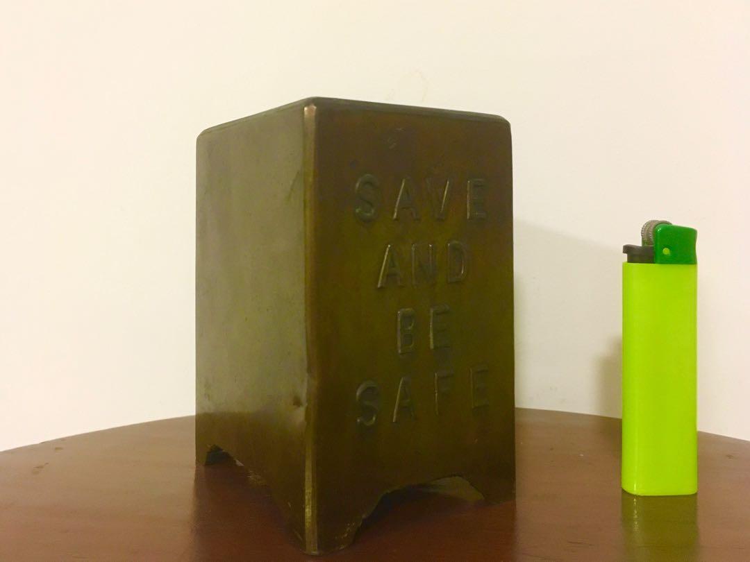 Vintage rare 1960s brass CKB coin box/ coin bank/ piggy bank/ tabung duit,  Hobbies & Toys, Collectibles & Memorabilia, Vintage Collectibles on  Carousell