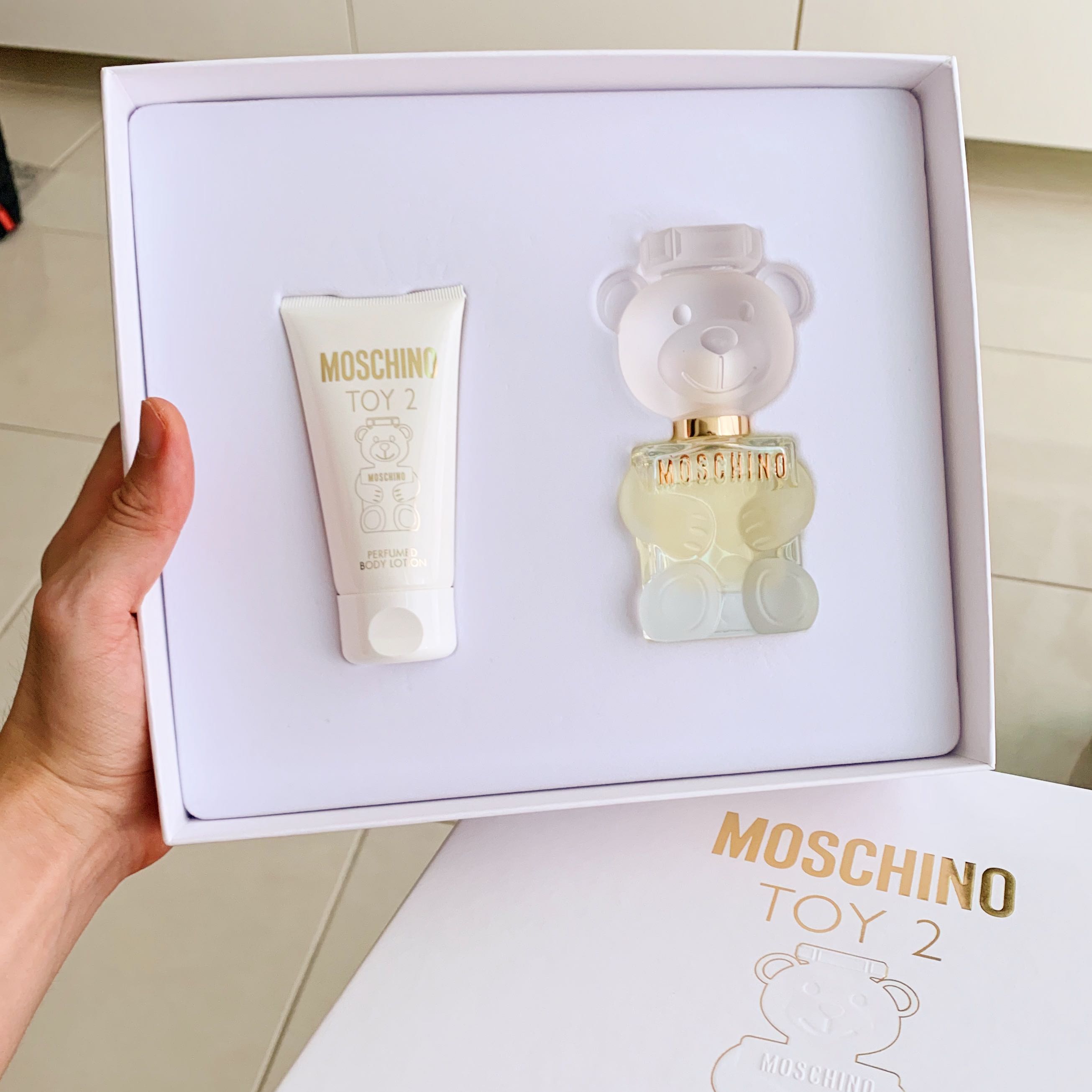 moschino toy 2 body lotion
