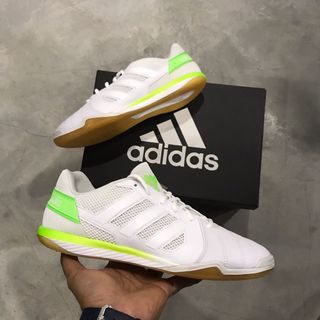 Top Ten Floo Y Wong Artist Contoh Kotak Kasut Adidas