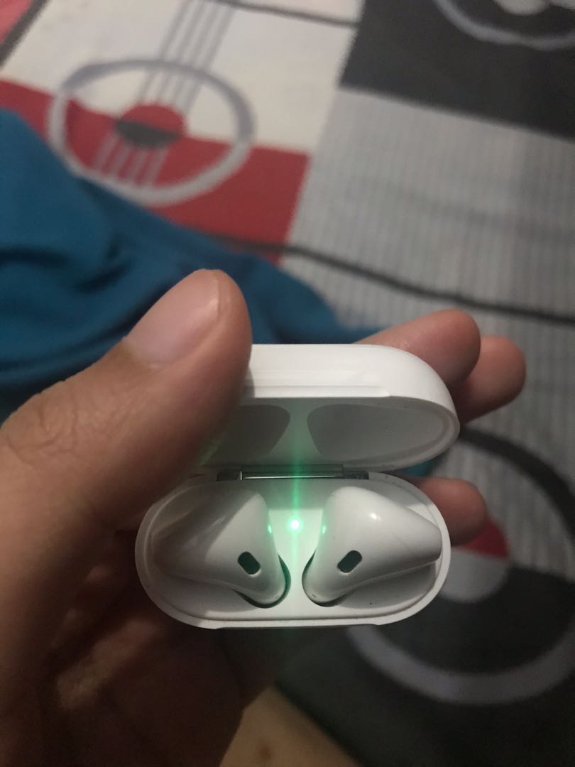 Airpods Gen 2 Original (nonwireless charging case), Telepon Seluler