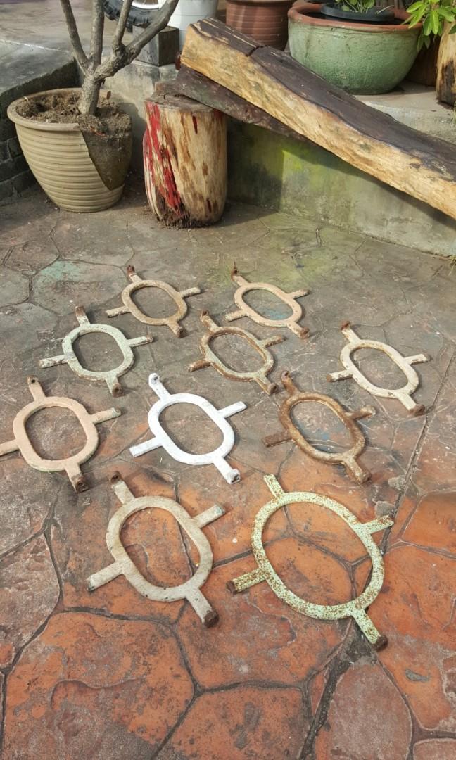 Antique Cast Iron Grill, Furniture & Home Living, Home Decor, Vases