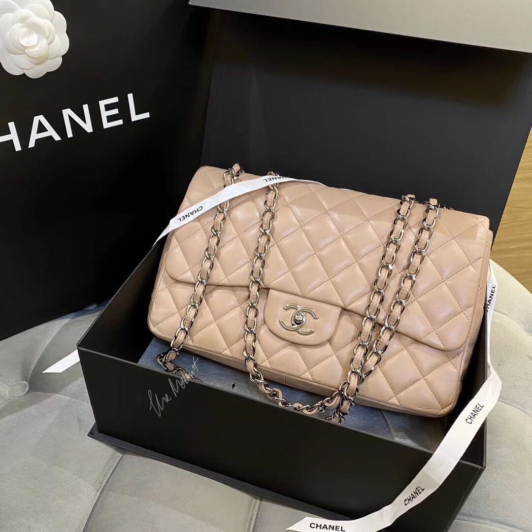 Chanel nude best sale classic flap