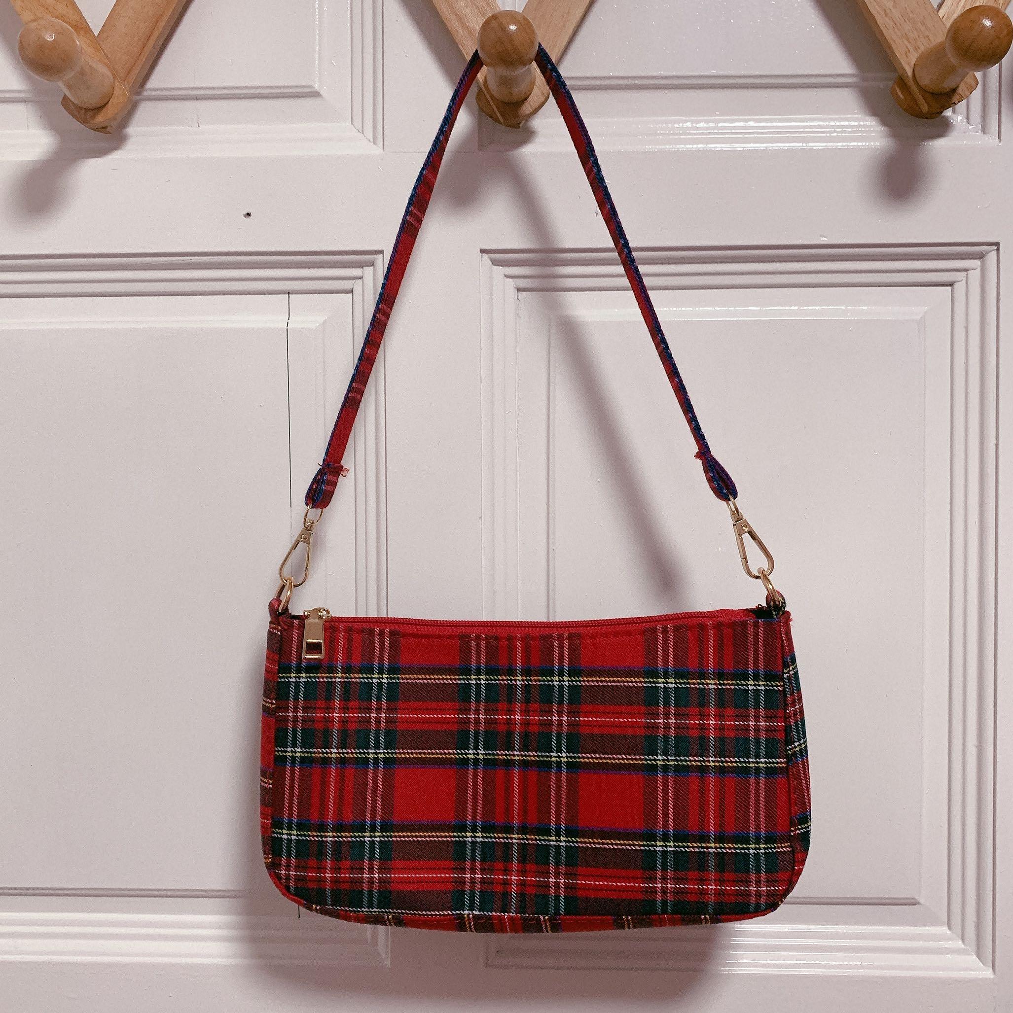 checkered shoulder bag