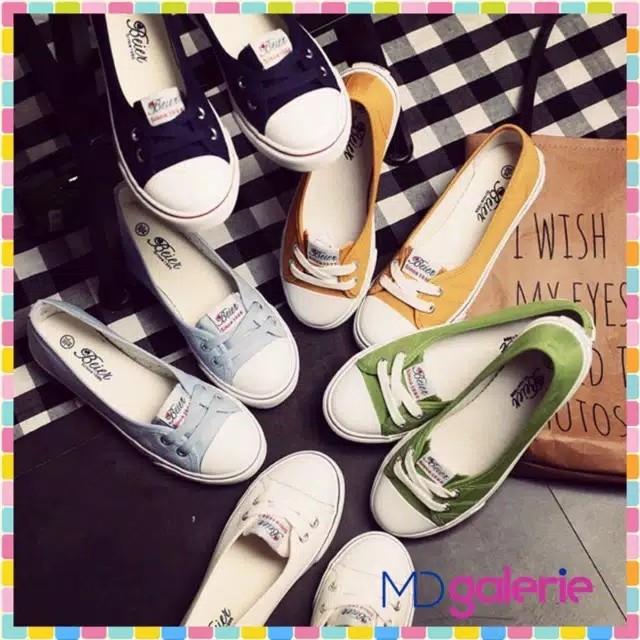 Sepatu Kasual Wanita Solid Sepatu Sneakers Fashion Shoes Korea Import 10109 Yl 03 Btm Women S Fashion Shoes Sneakers On Carousell